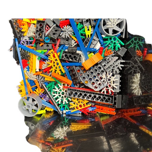 K'NEX BLACK Super Value Tub #12063 - EUC - 99% COMPLETE - Picture 2 of 10