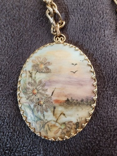 Vintage Hand Painted Necklace and Bracelet - Picture 4 of 4