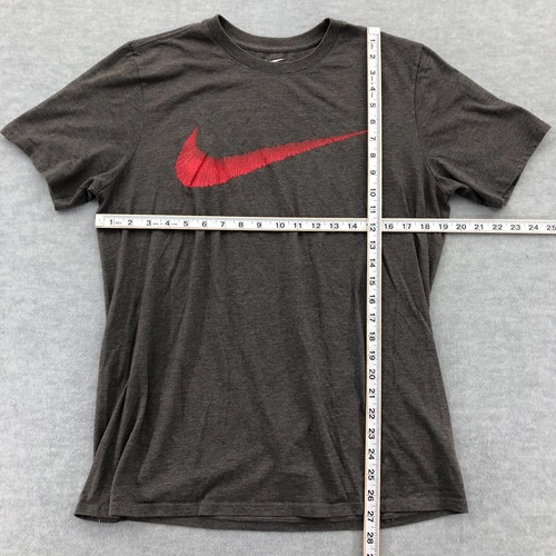 Nike T-Shirt Size L Gray Red Swoosh Graphic Logo Athletic Short Sleeve Mens - Picture 6 of 11