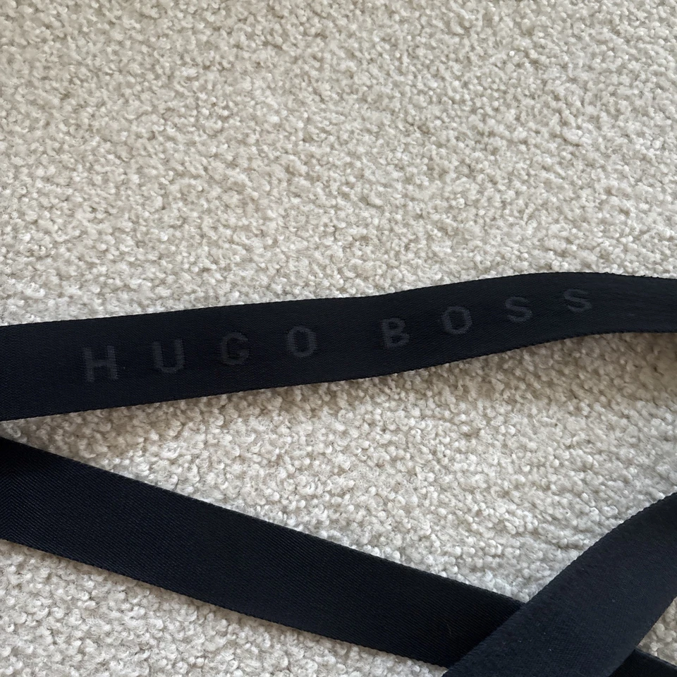 Hugo Boss Mensajero Bolso de Hombro Bandolera Cartera Cuero Negro 15 Pulgadas Foto 3 de 4