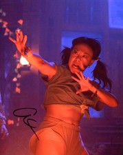 ACTRESS Ali Ahn autograph, IP signed photo