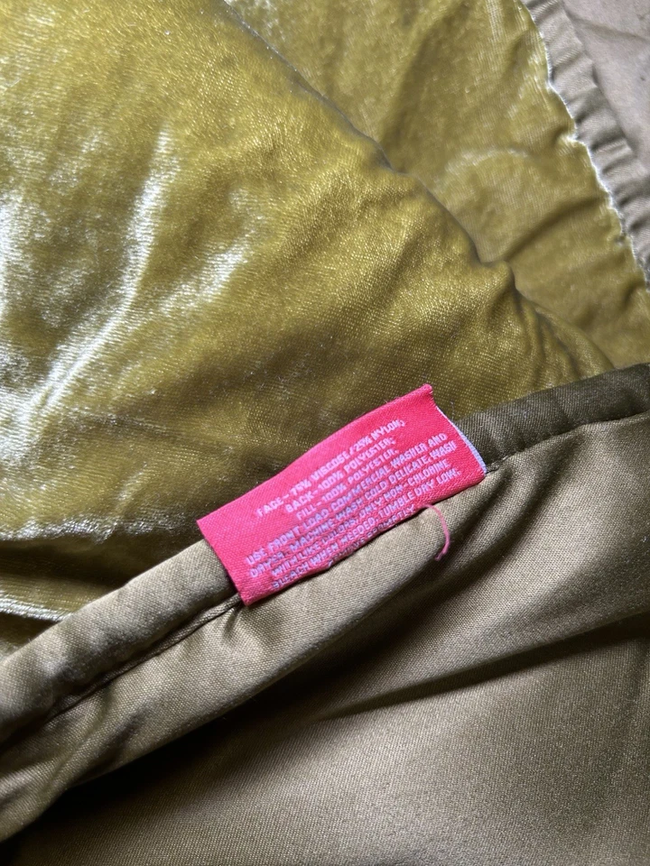 Edredón Velvet OpalHouse punto acolchado tamaño COMPLETO/QUEEN verde musgo Foto 3 de 4