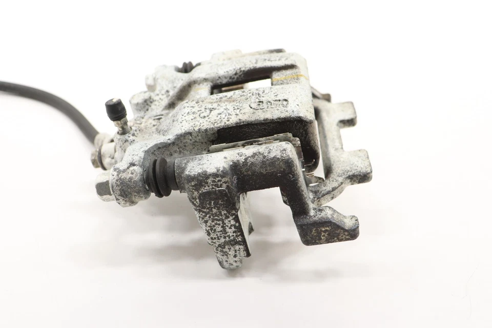 2016 - 2023 NISSAN MAXIMA REAR RIGHT PASSENGER SIDE DISC BRAKE CALIPER OEM - Image 3 of 4