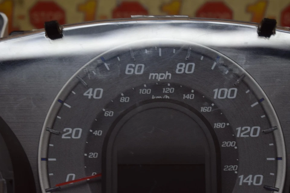 2009 2010 2011 2012 2013 HONDA FIT INSTRUMENT CLUSTER SPEEDOMETER 179K MILES OEM - Image 3 of 4