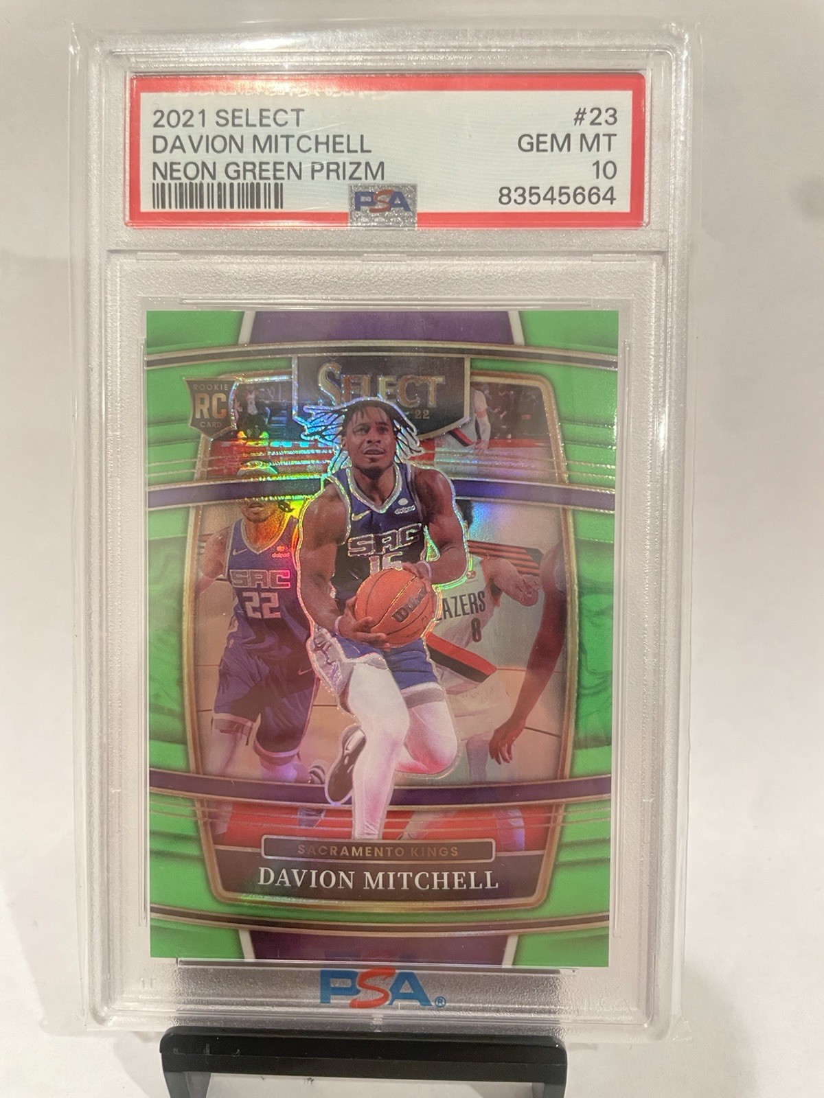 2021-22 Panini Select - Concourse Davion Mitchell #23 Neon Green Prizm /75 (RC)