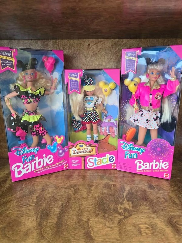 Lot of 3 Vintage 1990s Mattel Disney Fun Barbie Dolls + Toontown Stacie NRFB