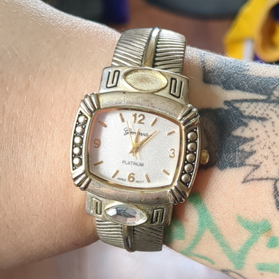 #ad Geneva Platinum Women#x27;s Gold Bangle Quartz Analog Watch White Dial $13.60