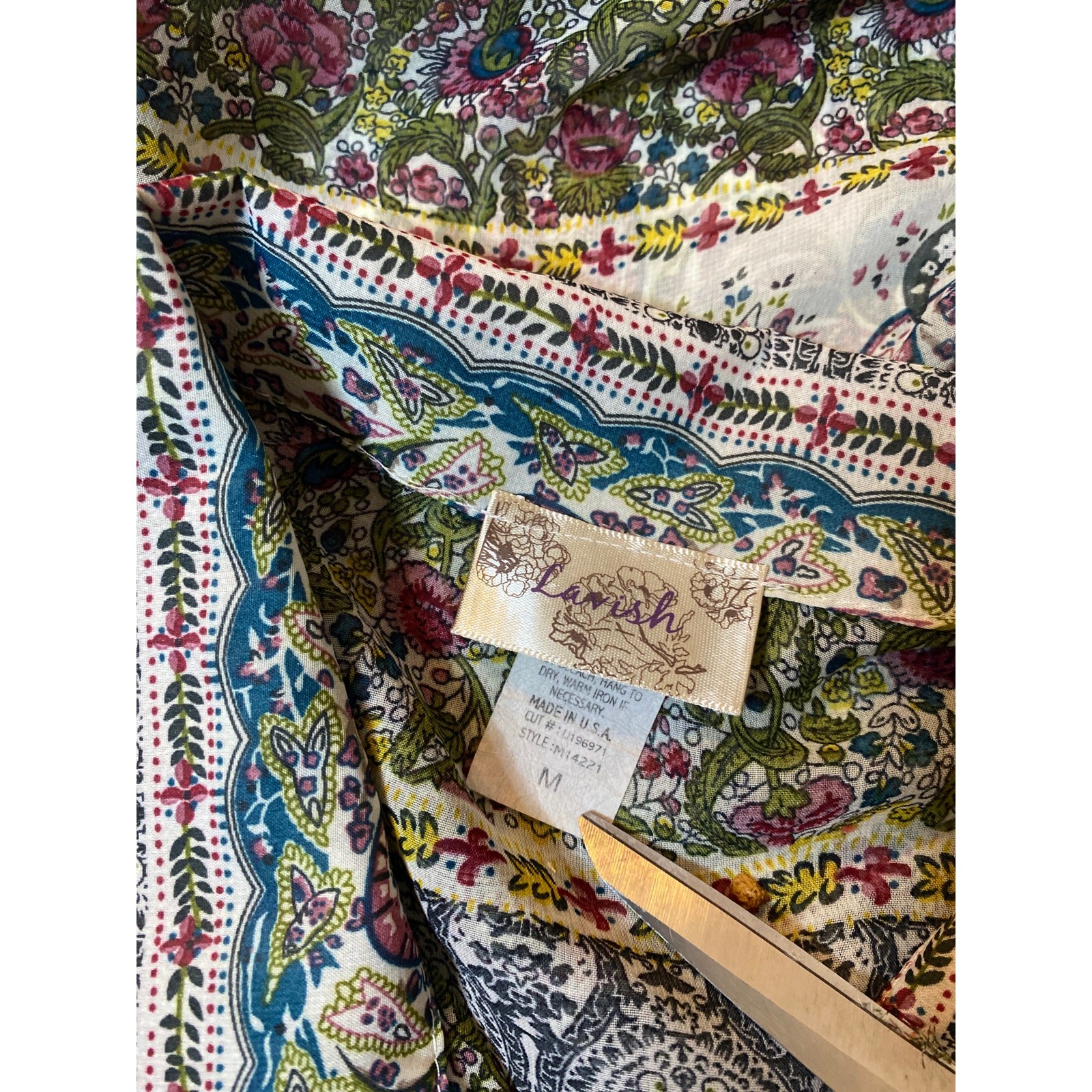 Lavish Button Down Sheer Multi Pattern Sleeveless… - image 5