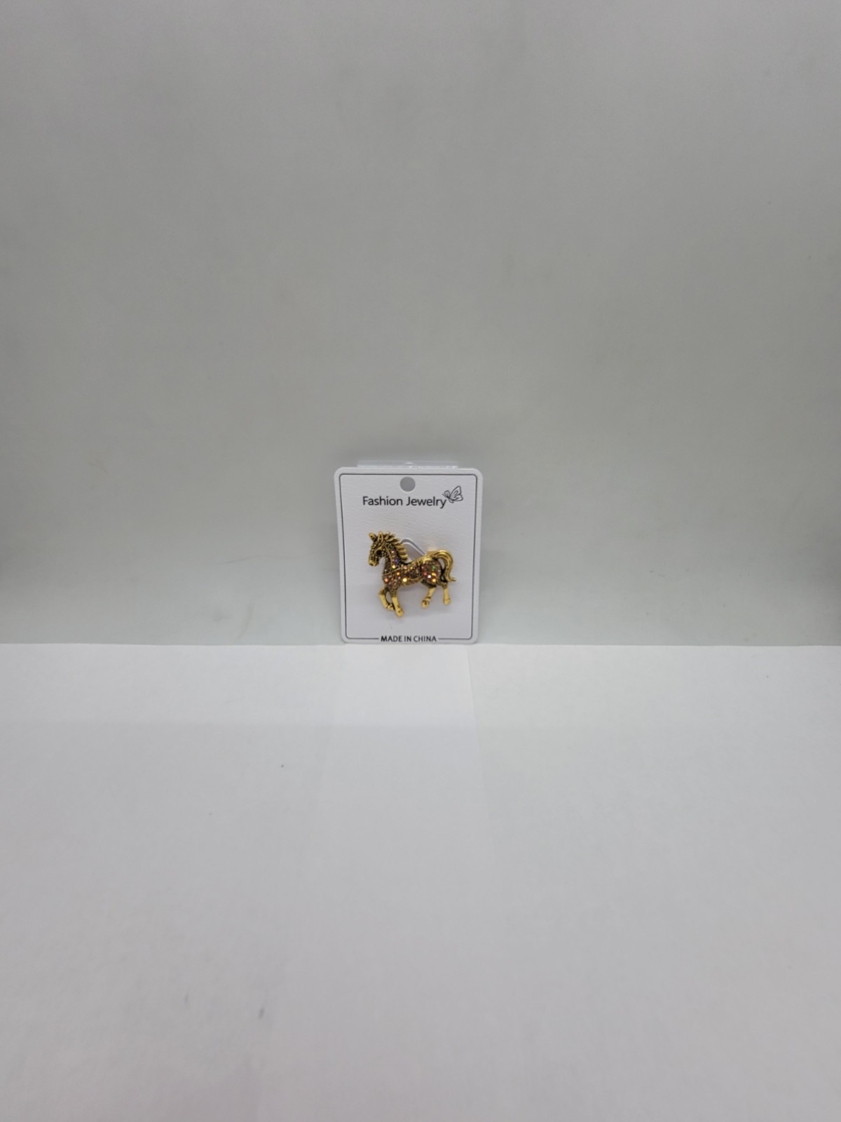 Vintage Style Walking Rhinestone Horse Brooch Pin – Brown Crystal Gold Tone