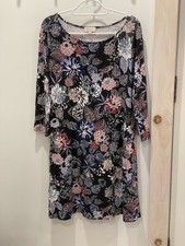 LOFT Women's Size Medium Dress Black Purple Floral Swing 3/4 SleeveScoop Neck
