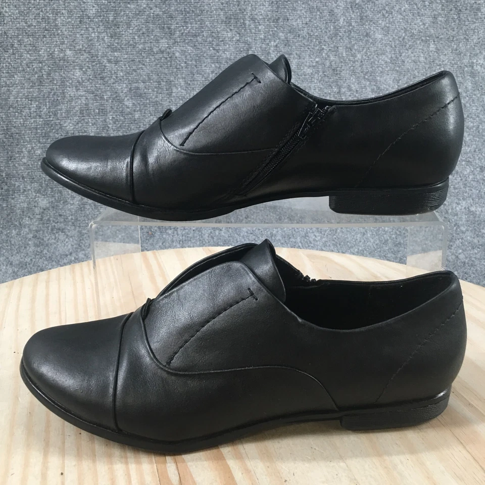 Zapatos Baretraps para mujer 8,5 M Vikie planos sin cordones negros imitación cuero parte superior baja Foto 2 de 4