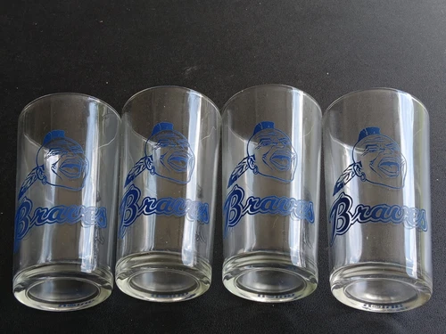 Set Of 4 Vintage Atlanta Braves UNION 76 Collectible Glass Juice/Tumbler