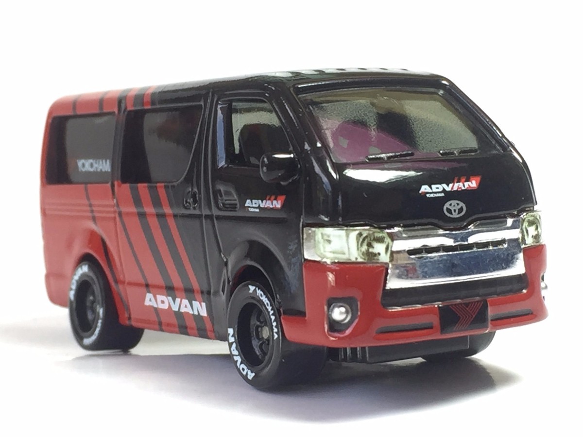 1:64 Toyota Hiace Advan diecast same size with Tomica Hot