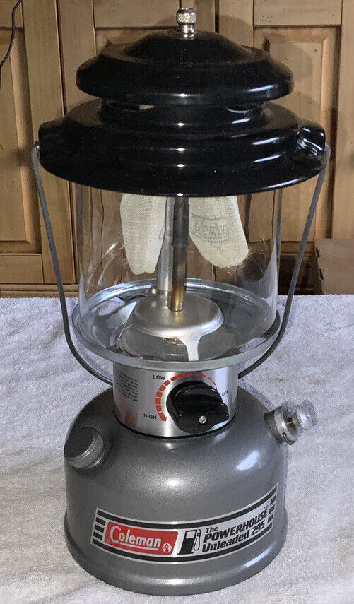 Coleman Powerhouse Unleaded Model 295 Dated 06/91 Lantern and Red Case