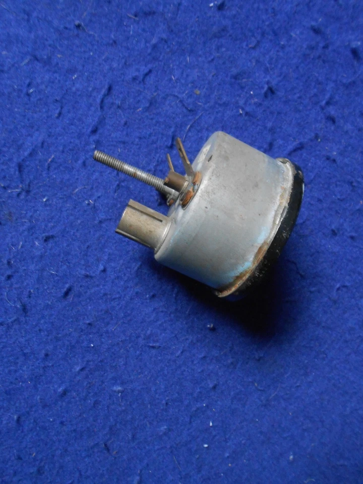 Original Smiths Temperature Gauge Triumph GT6 Mark III through 1972 BT2204/13 - Image 4 of 4