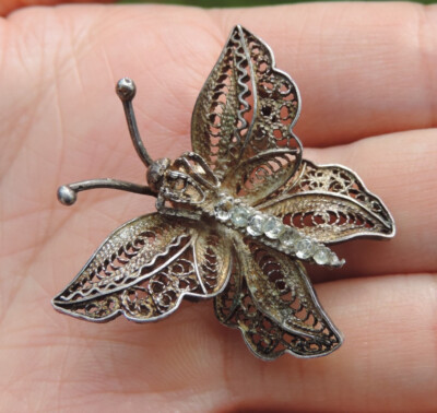 Broche Ancienne En Argent Massif, Motif Filigrane