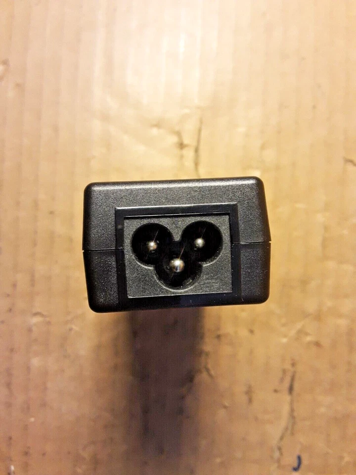 ShoreTel POE15M-1AF(SH) Gigabit PoE Adapter 48V 0.32A w/PC - Image 3 of 4