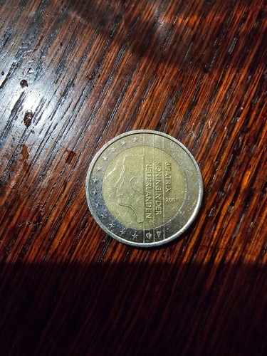 2 Euros Coin - Beatrix Koningin Der Nederlanden 2001