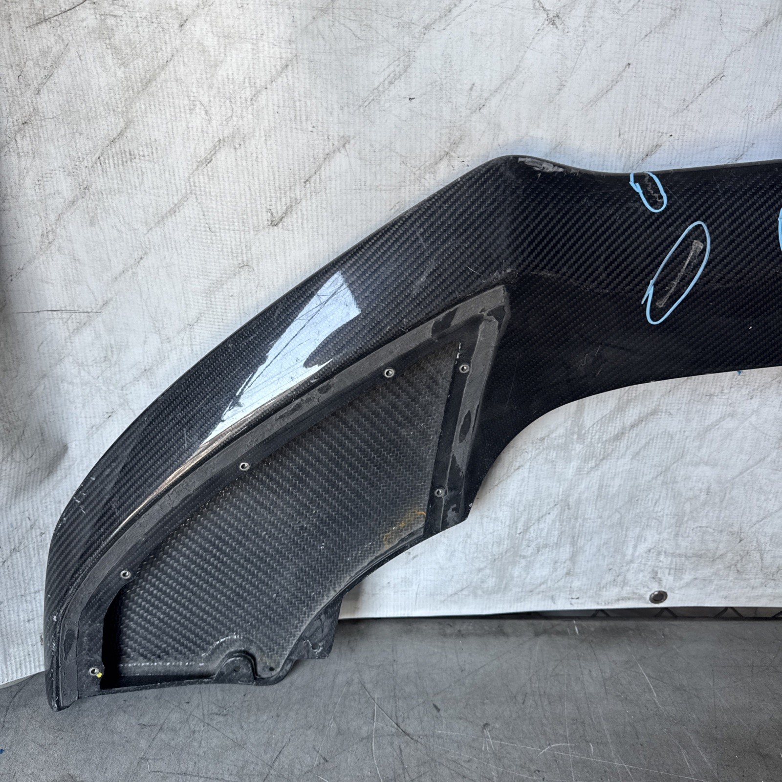 2015-2019 Bentley BENTAYGA FRONT SPLITTER LIP CARBON FIBER OEM USED