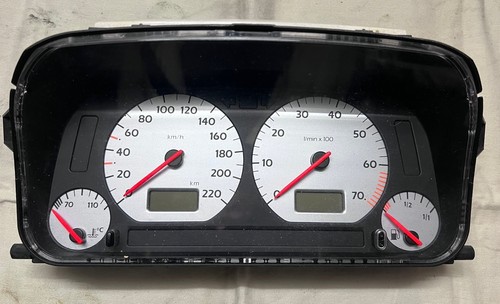 VW Golf 3 Tacho Kombiinstrument 1H0919865A 6160633110 MOTORMETER KM/H