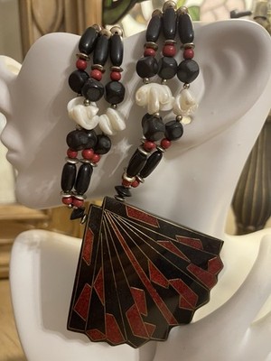 VINTAGE 70/80s HUGE STATEMENT NECKLACE WITH STONE ART DECO FAN DAJON SHELL CRAFT