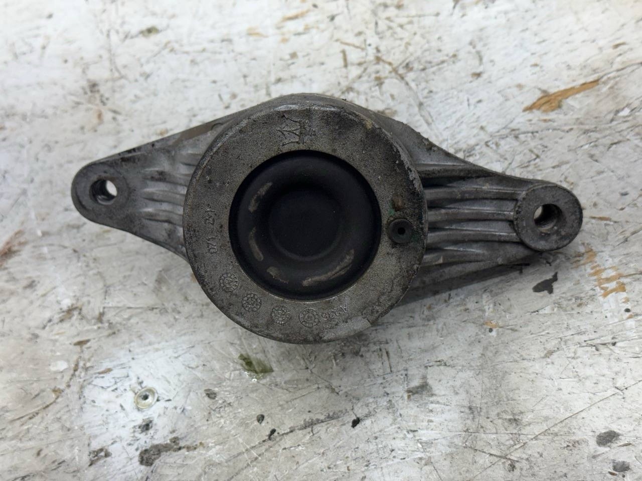 2014-2020 MASERATI GHIBLI 3.0L ENGINE MOTOR Right MOUNT SUPPORT BRACKET 80k Mils