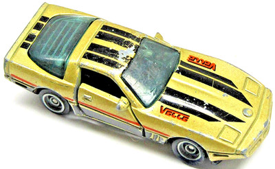 1982 Kidco Lock-Ups Chevy Corvette Sportscar Gold Doors Open Rubber Tires No Key