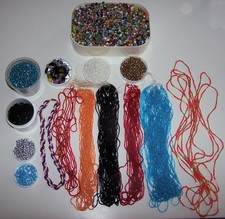 PERLES ANCIENNES EN VERRE de MURANO GROS LOT DE VRAC ANNEES 70/80 ENVIRON 1,7 kg