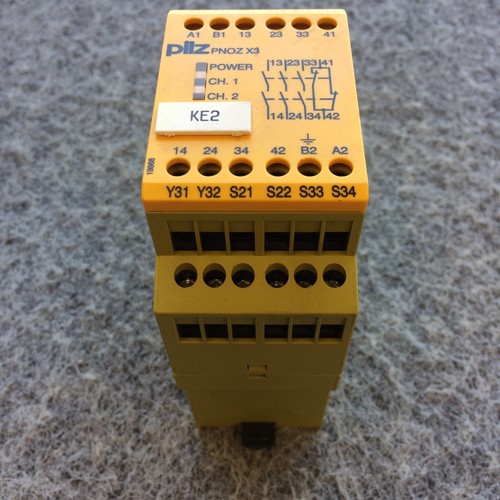 X3 774318 1099943 X37743181099943 Pilz Pnoz Safety Relay - Picture 2 of 10