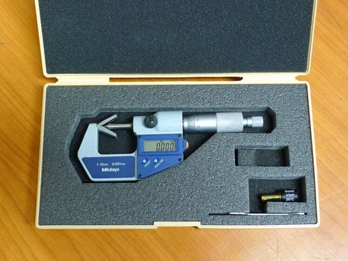 Mitutoyo V-Anvil Digital Micrometer 314-511-30
