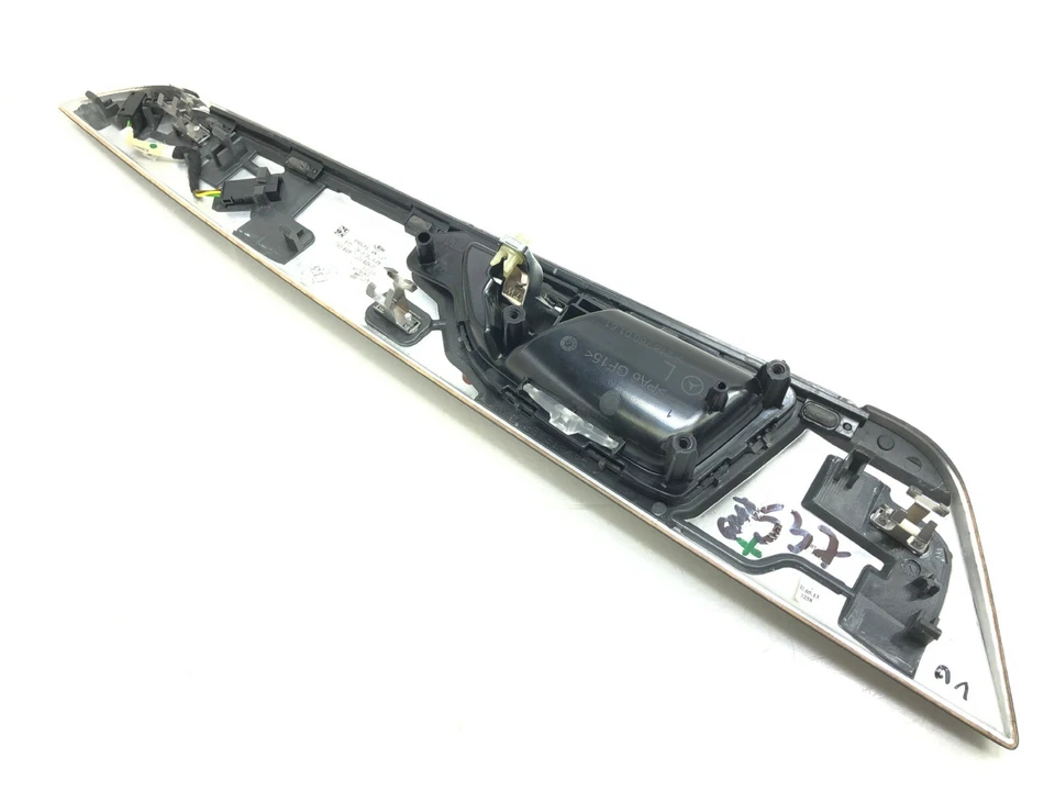 2012-2018 MERCEDES-BENZ CLS550 LEFT DRIVER REAR DOOR WOOD TRIM HANDLE OEM. - Image 4 of 4
