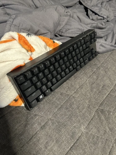 Varmilo x Ducky - Mechanical keyboards. White backlighting. RAZER KEYCAPS