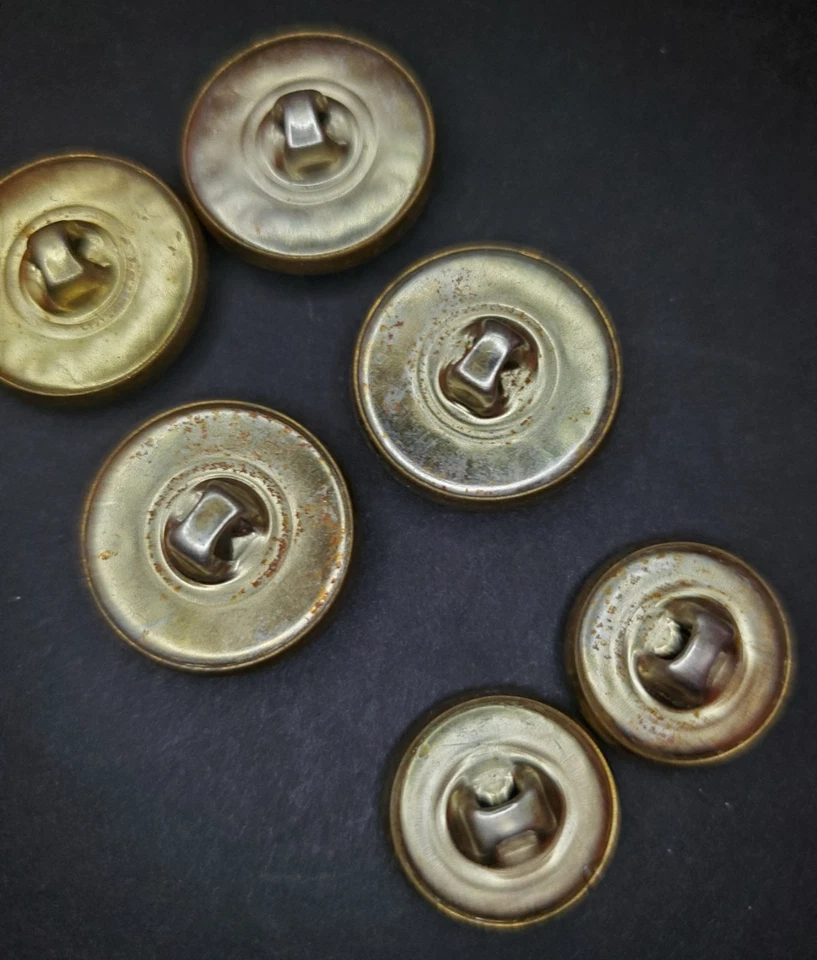 Gold Shank Buttons Metal, Sheild, 4 Lg, 2 Sm. - Image 4 of 4