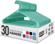 Plastic Clothes Hangers 30 Pack , Heavy Duty Durable Coat & Clothes Hangers