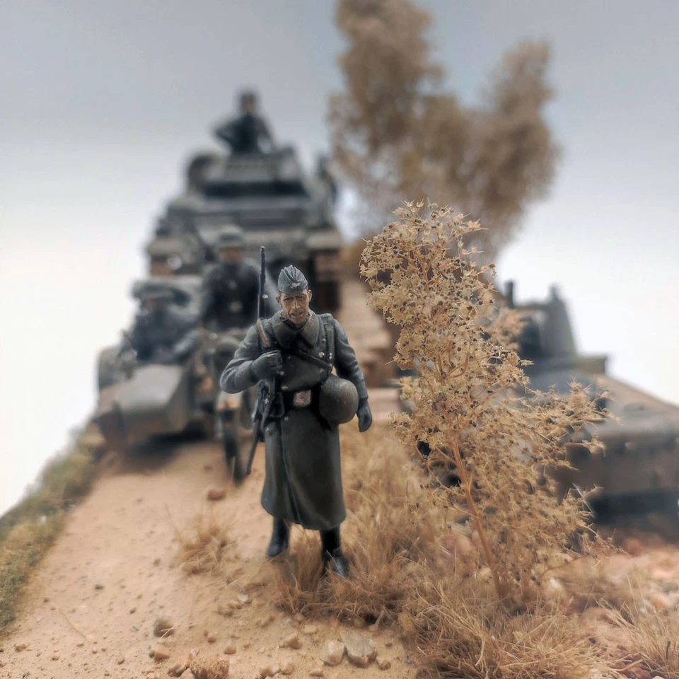 Diorama WWII Polonia Blitzkrieg Panzer IV e BMW R75 sidecar 1939 sc. 1/35 - Immagine 4 di 4