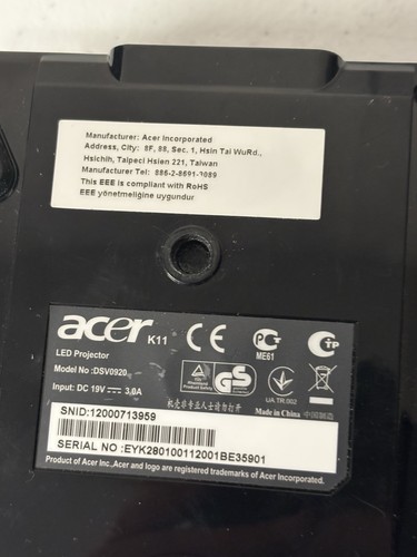 Acer LED Portable Projector DSV0920 No Power Cord - Picture 3 of 7