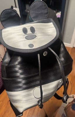 Harveys Seatbelt Disney Spooky Mickey Halloween Large Backpack