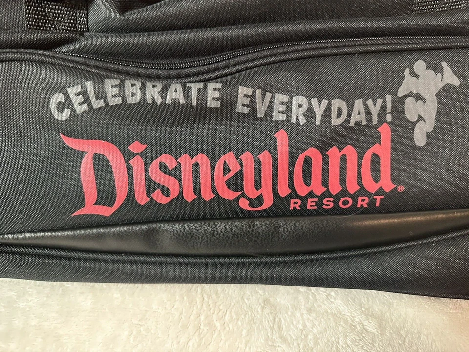 ¡NUEVO CON ETIQUETAS! Rueda de lona para equipaje Disneyland Resort "CELEBRA TODOS LOS DÍAS" con Mickey Foto 3 de 4