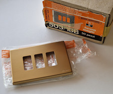 BTICINO MAGIC PLACCA BRONZO ad aggancio senza viti 3 posti-fori ORIGINALE NUOVA