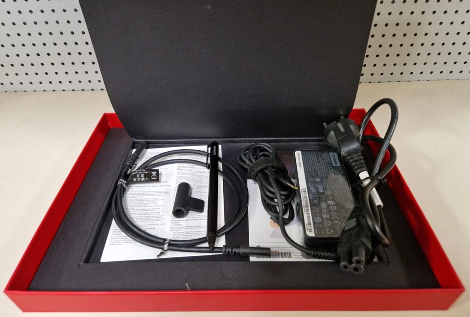 Lenovo ThinkPad X1 · i5-8350U · 8GB · 512GB, Foto 3 von 3