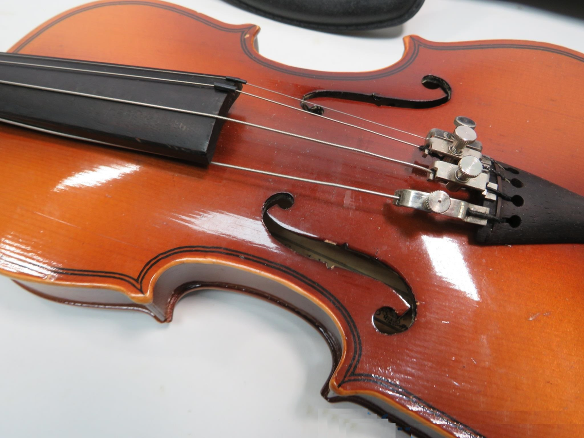 Kiso Suzuki Size 1/8 Anno 1971 Violin, Japan, Very Good Kiso Suzuki Size 1/8 Anno 1971 Violin, Japan, Very Good