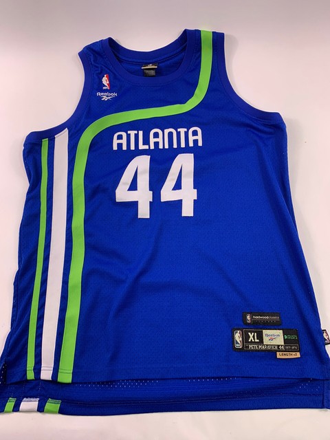 atlanta hawks light blue jersey