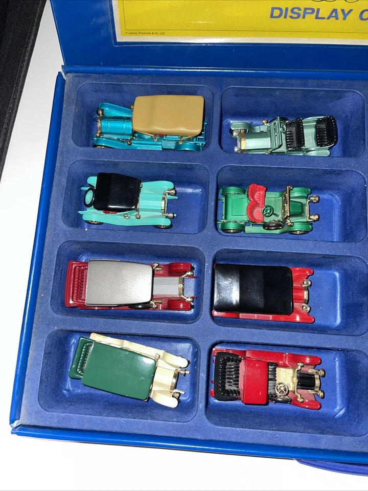 VINTAGE MATCHBOX MODELS OF THE YESTERYEAR CASE WITH 16 MODEL CARS COLLECTORS SET - Image 2 of 4