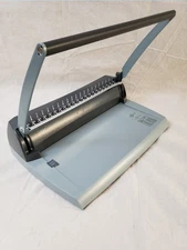 GBC CombBind C75 Personal Presentation Manual Binding System