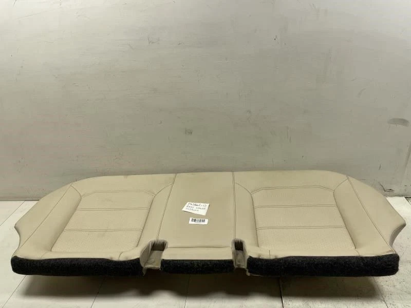 Volkswagen Passat SE 2012 cojín asiento inferior trasero cuero beige OEM+ Foto 4 de 4