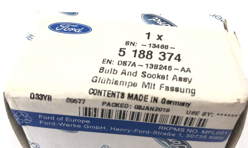 Genuine Ford TRANSIT Connect Mk2 Indicator Bulb and Socket 5188374  