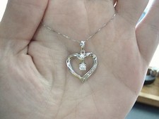 LQQK Sterling Silver .925 Heart Pendant / Chain set with white stone Ladies Love