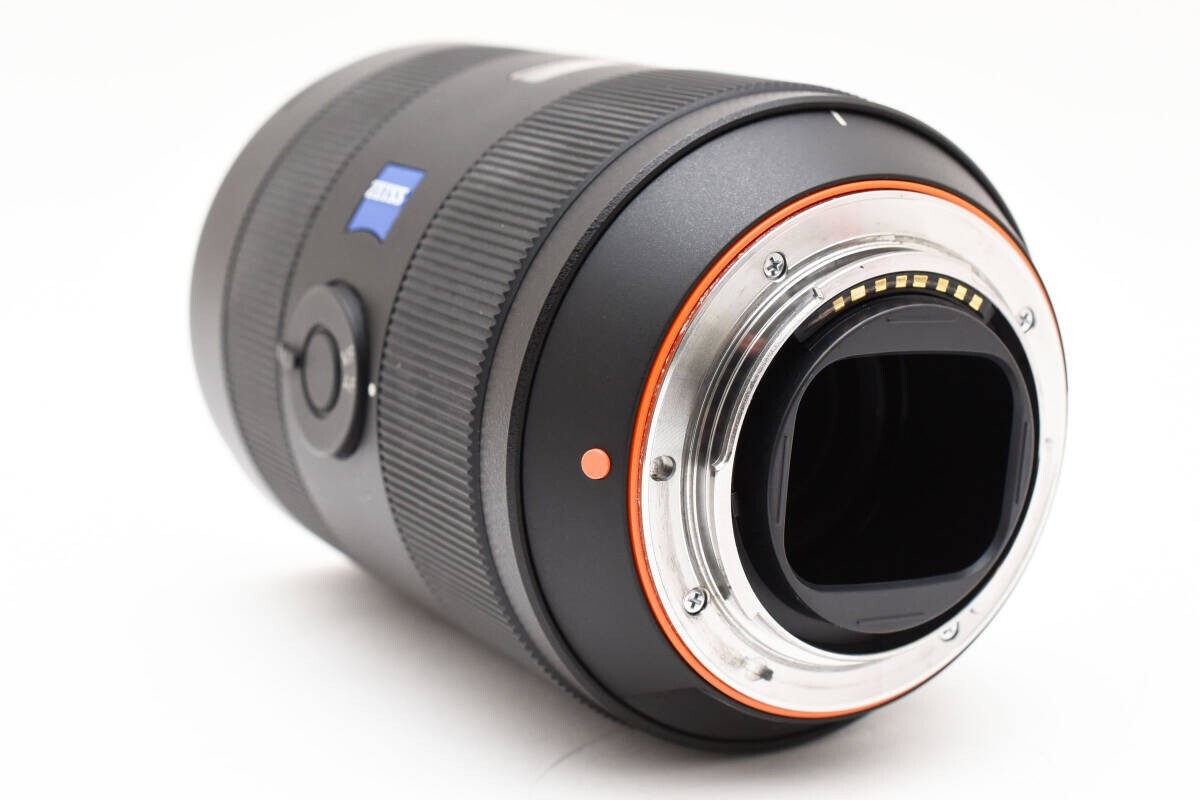 Sony Vario-Sonnar T* 16-35mm F2.8 ZA SSM II SAL1635Z2 From