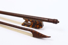 Yinfente 4/4 Violin Bow Baroque Style Letterwood Natural Shell Frog Horse Hair