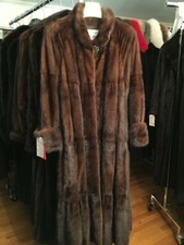 Chicago Fur Mart Size 12 Brand New Mahogany Female Swing Mink Coat Reg.$14000.00